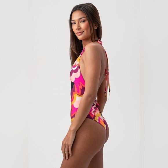 NWT WOMEN'S FAN FAIRE TWIST BACK HALTER PLUNGE ONE PIECE SWIMSUIT - Picture 2 of 14